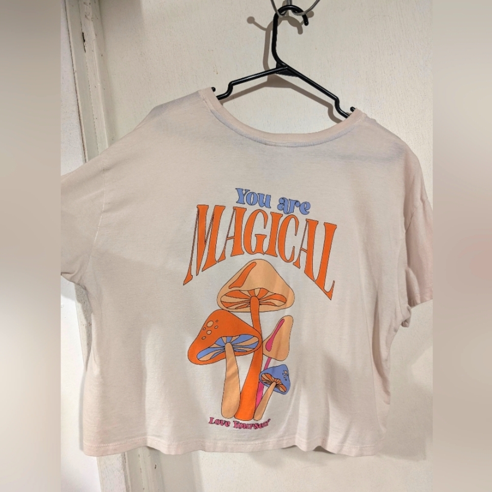 NOBO Cream Crop Tee 'You Are Magical' - Picture 4 of 5